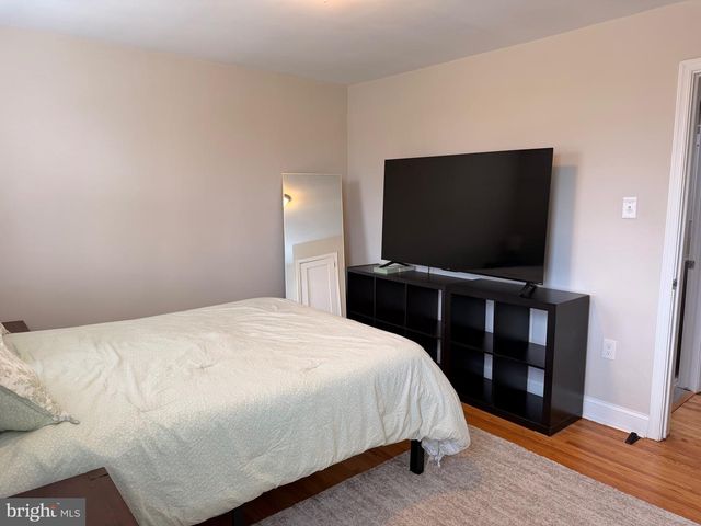 3427 VALLEY GREEN DR, Drexel Hill, PA 19026