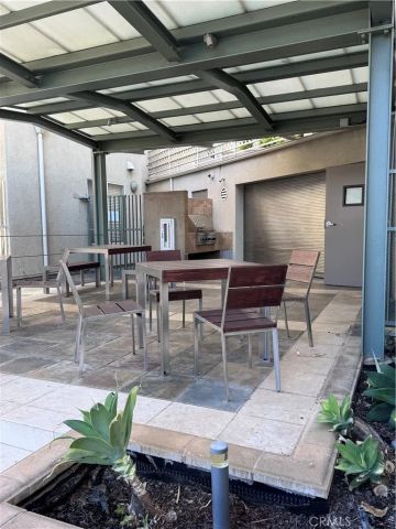 2905 Montrose Ave 313, Glendale, CA 91214