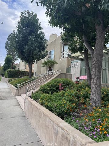2905 Montrose Ave 313, Glendale, CA 91214