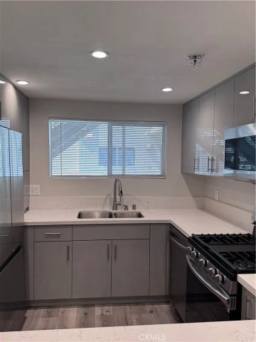 2905 Montrose Ave 313, Glendale, CA 91214