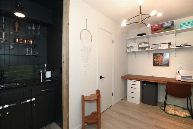 606 N Country Club Terrace, Mustang, OK 73064