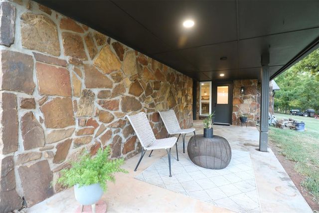 606 N Country Club Terrace, Mustang, OK 73064