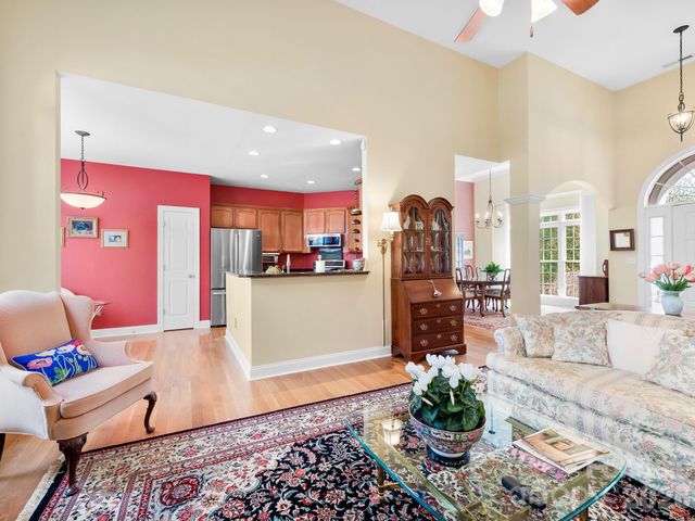 5 Timber Moss Drive 8 & 9, Asheville, NC 28804