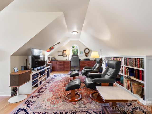 5 Timber Moss Drive 8 & 9, Asheville, NC 28804