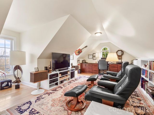 5 Timber Moss Drive 8 & 9, Asheville, NC 28804