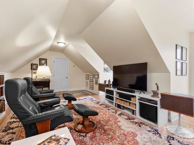 5 Timber Moss Drive 8 & 9, Asheville, NC 28804