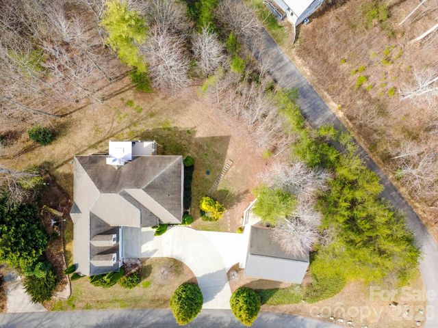 5 Timber Moss Drive 8 & 9, Asheville, NC 28804