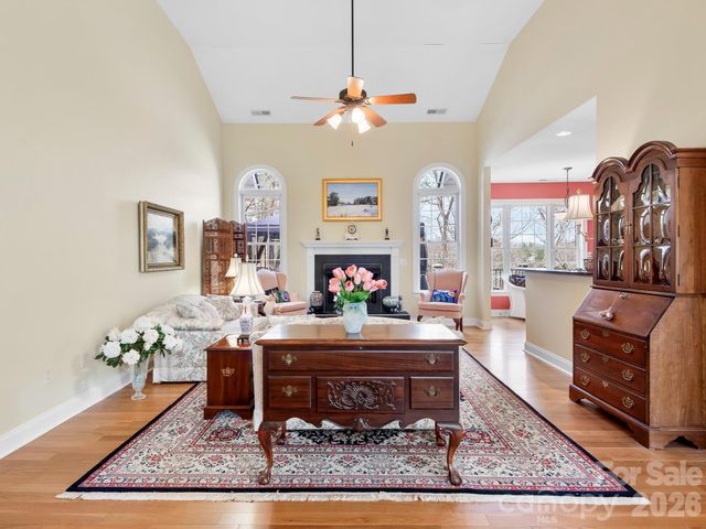 5 Timber Moss Drive 8 & 9, Asheville, NC 28804