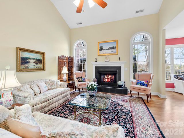 5 Timber Moss Drive 8 & 9, Asheville, NC 28804