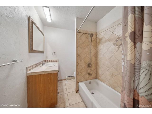 22081 Paradise Cir, Golden, CO 80401