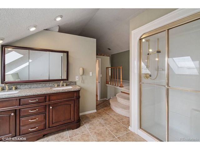 22081 Paradise Cir, Golden, CO 80401