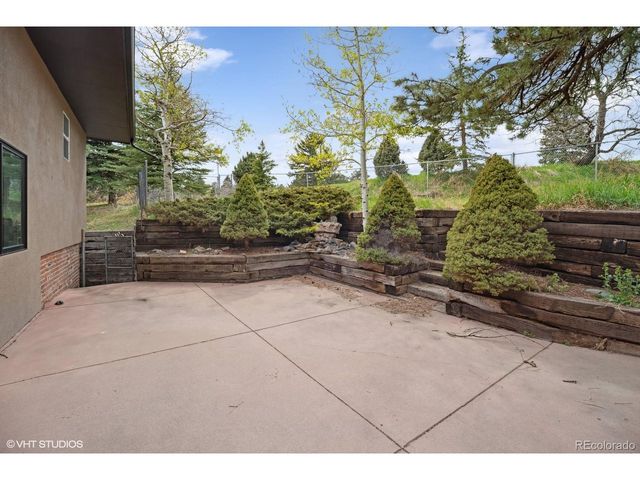 22081 Paradise Cir, Golden, CO 80401