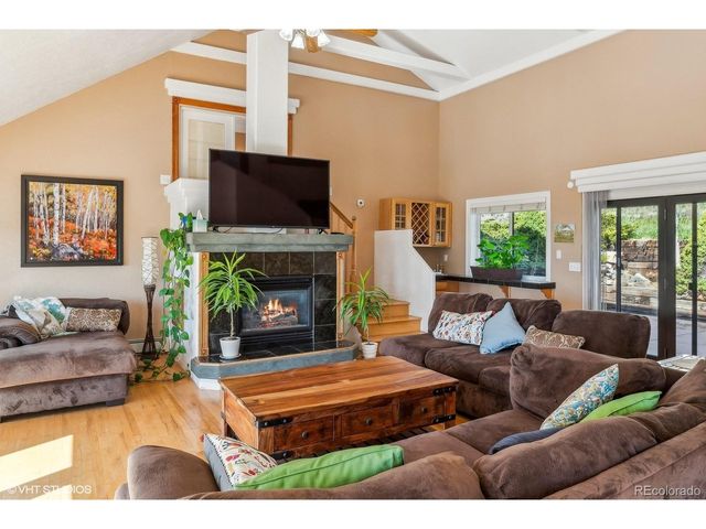 22081 Paradise Cir, Golden, CO 80401