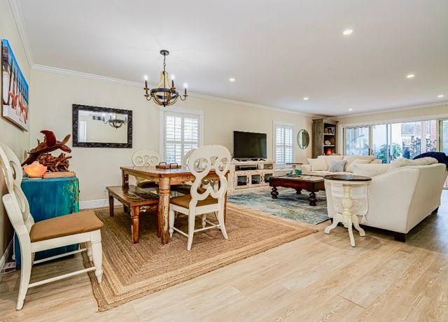 133 E Park Shores Circle 7E, Vero Beach, FL 32963