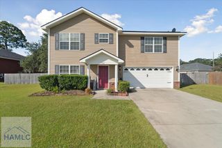 302 Largo Court, Hinesville, GA 31313