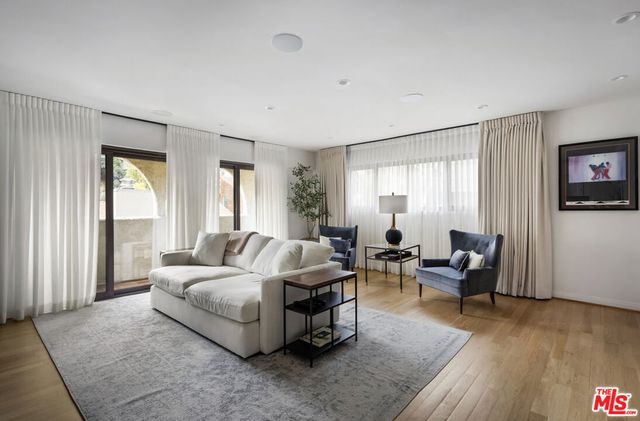 2426 Cazaux Place, Los Angeles, CA 90068
