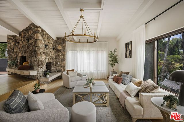 2426 Cazaux Place, Los Angeles, CA 90068