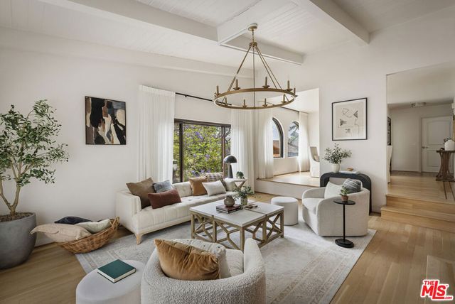 2426 Cazaux Place, Los Angeles, CA 90068