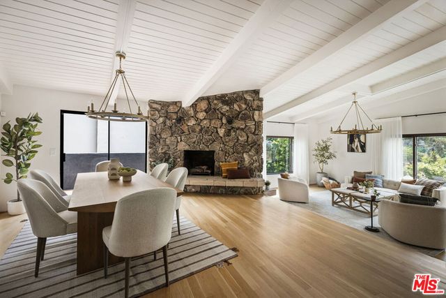 2426 Cazaux Place, Los Angeles, CA 90068