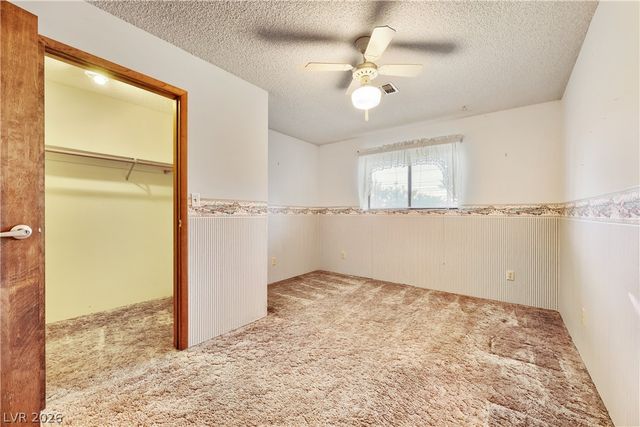 6832 Suncrest Avenue, Las Vegas, NV 89156