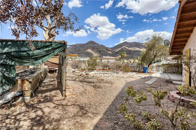 6832 Suncrest Avenue, Las Vegas, NV 89156