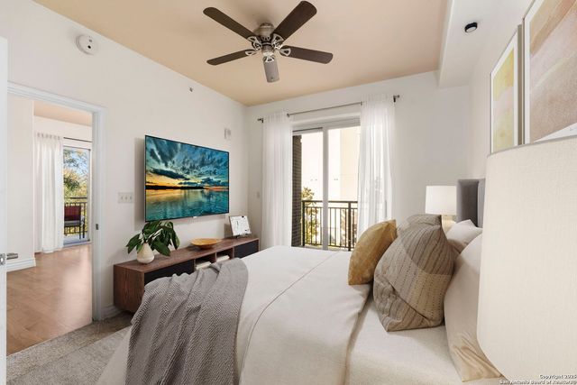 215 Center St Apt 203, San Antonio, TX 78202