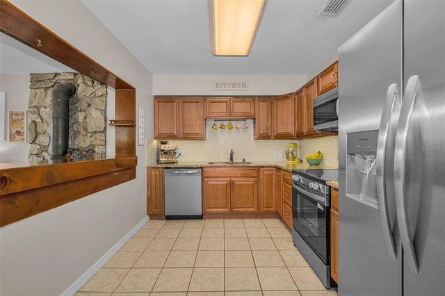 1300 63RD AVENUE N, St Petersburg, FL 33702