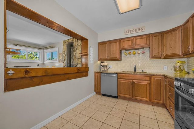 1300 63RD AVENUE N, St Petersburg, FL 33702