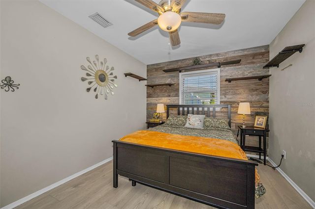 1300 63RD AVENUE N, St Petersburg, FL 33702