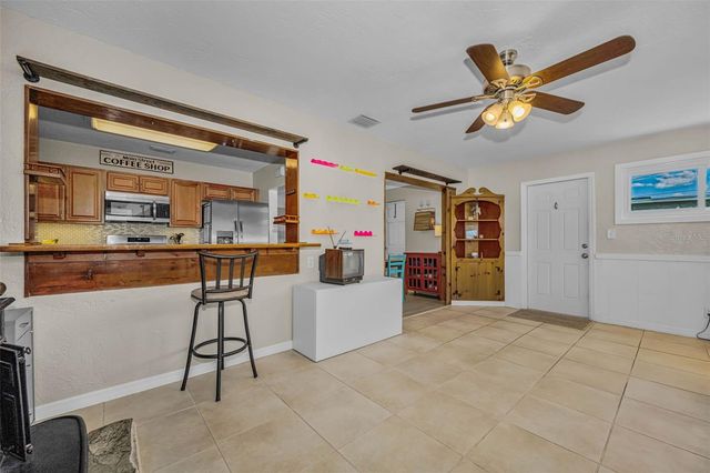 1300 63RD AVENUE N, St Petersburg, FL 33702