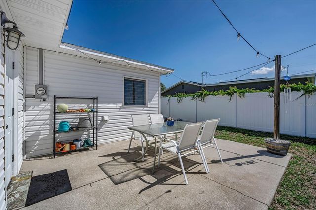 1300 63RD AVENUE N, St Petersburg, FL 33702