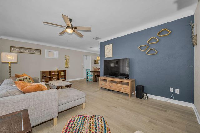 1300 63RD AVENUE N, St Petersburg, FL 33702