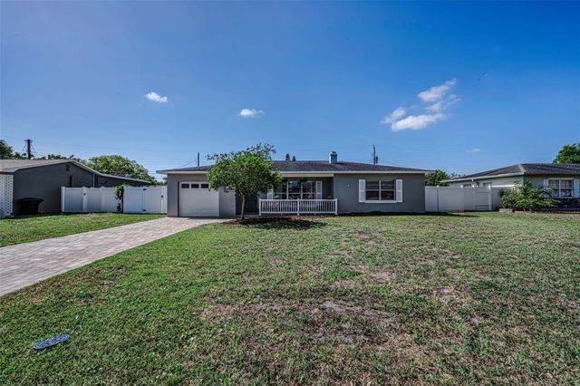 1300 63RD AVENUE N, St Petersburg, FL 33702