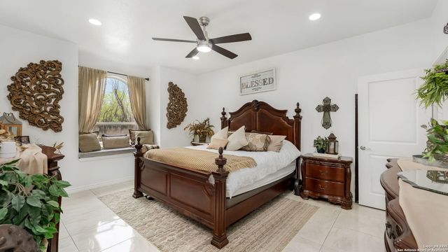 4493 SMITH RD, Von Ormy, TX 78073