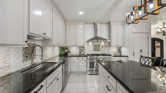 4493 SMITH RD, Von Ormy, TX 78073