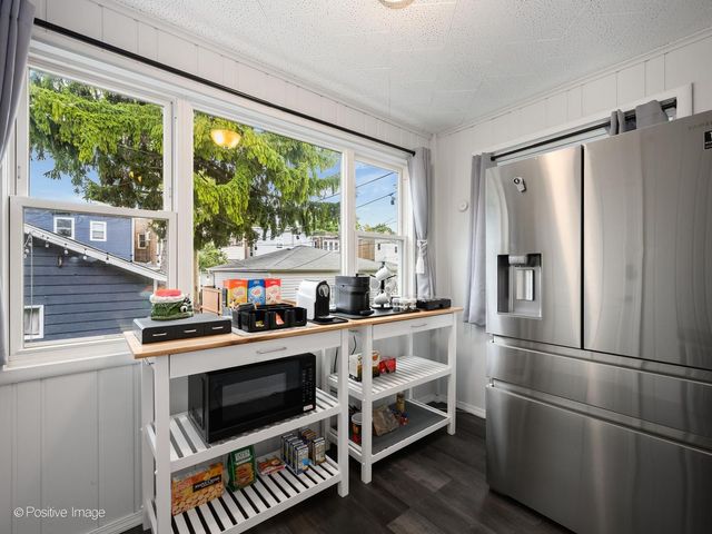 3847 N Spaulding Avenue, Chicago, IL 60618