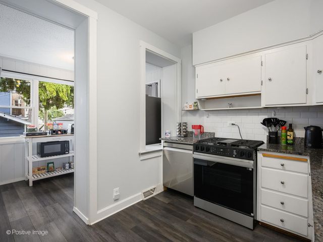 3847 N Spaulding Avenue, Chicago, IL 60618