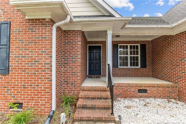 5841 Blue Sky Lane, Hope Mills, NC 28348