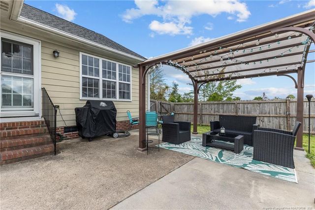 5841 Blue Sky Lane, Hope Mills, NC 28348