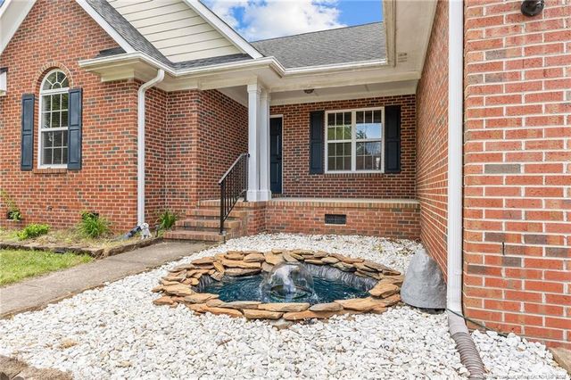 5841 Blue Sky Lane, Hope Mills, NC 28348
