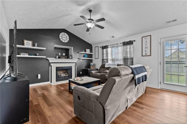 5841 Blue Sky Lane, Hope Mills, NC 28348