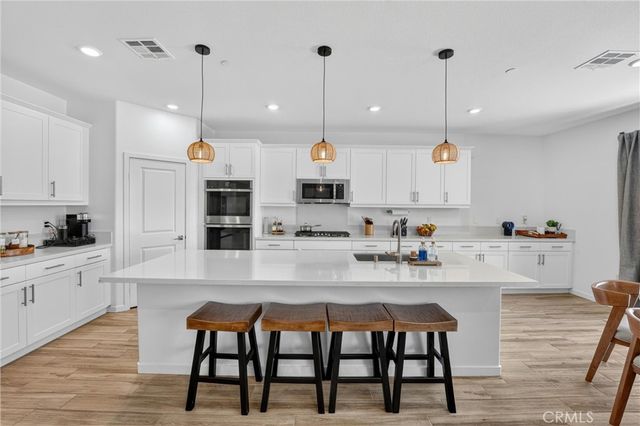 26178 Mission, Loma Linda, CA 92354