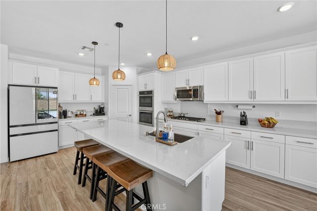 26178 Mission, Loma Linda, CA 92354