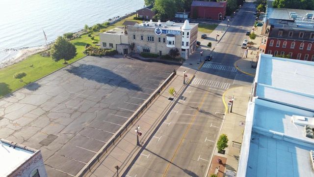 450 1st STREET, Menominee, MI 49858