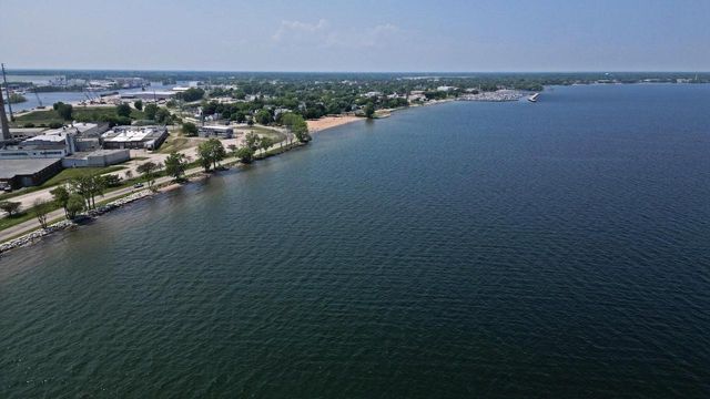 450 1st STREET, Menominee, MI 49858