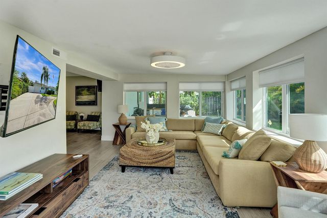 604 NE 25th Avenue, Pompano Beach, FL 33062