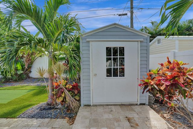 604 NE 25th Avenue, Pompano Beach, FL 33062