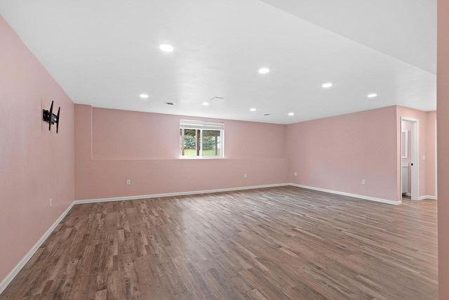 4814 ISABELLA CIRCLE, Hobart, WI 54155