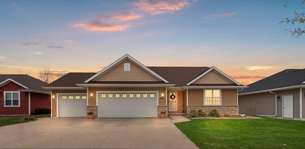 4814 ISABELLA CIRCLE, Hobart, WI 54155