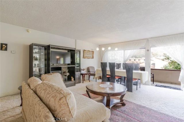 600 W Stocker Street 319, Glendale, CA 91202